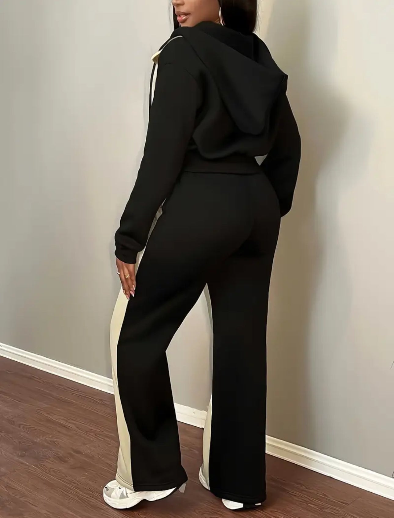 Women’s TYN Black-Beige Lux Flow Set