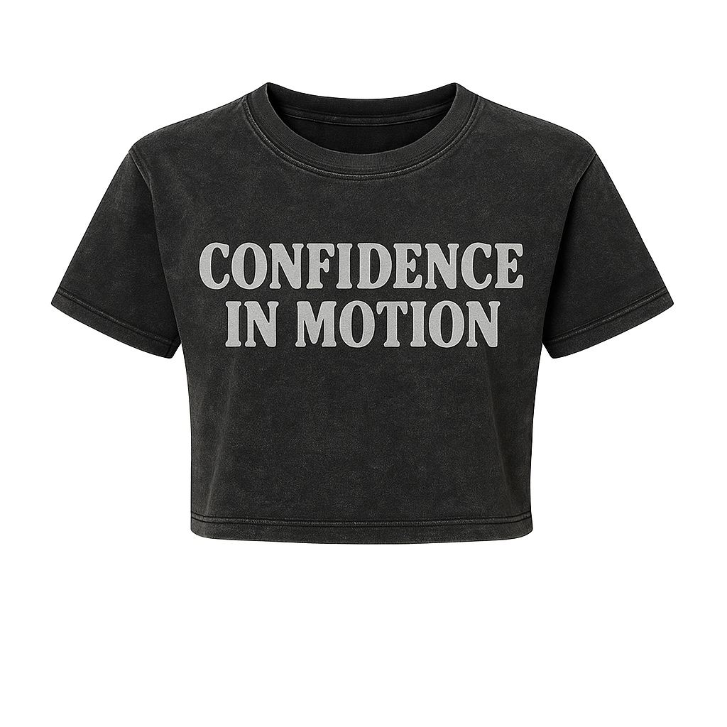 CONFIDENCE IN MOTION CROPPED WOMEN’S TEE