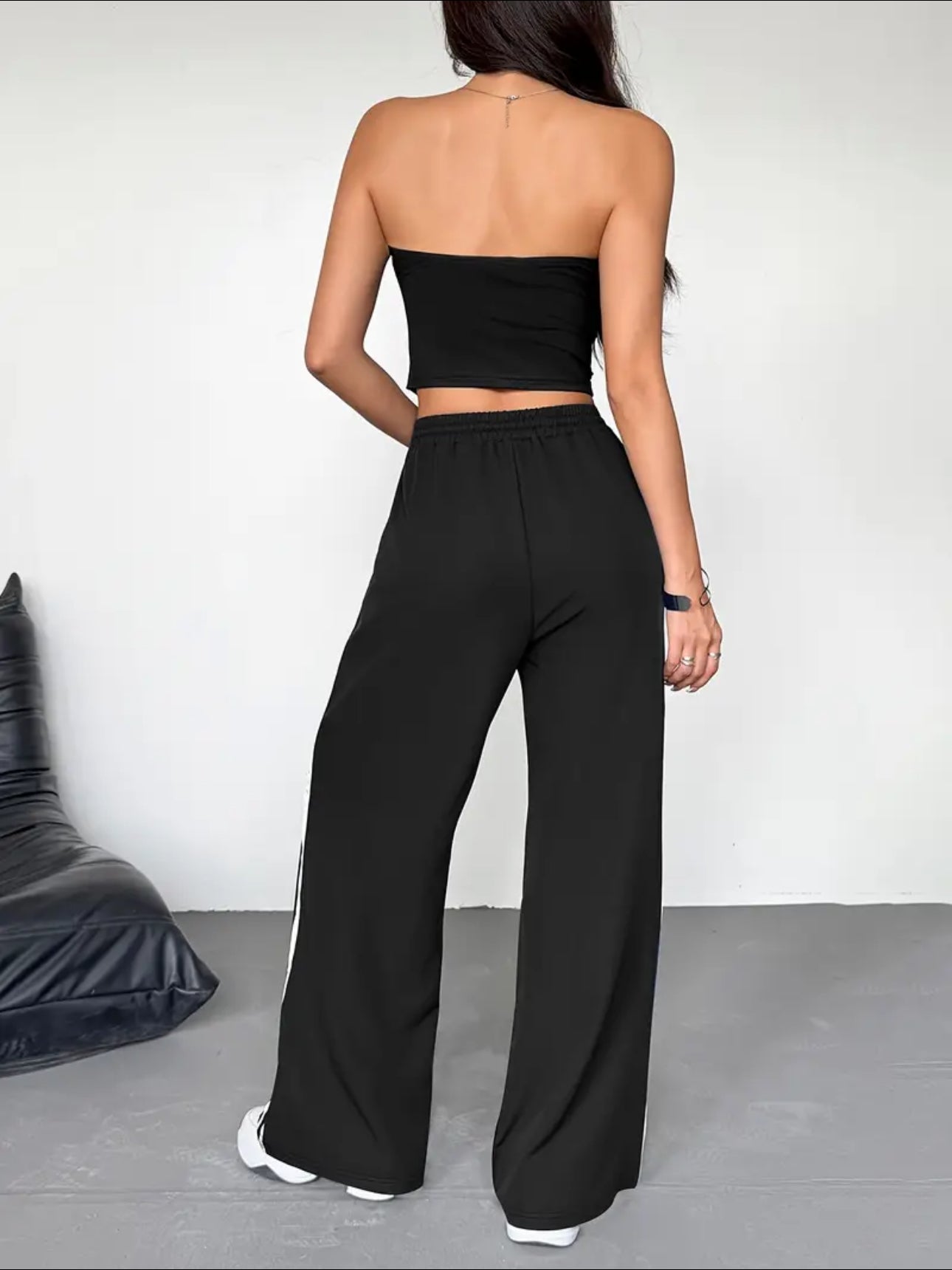 TYN Women’s Mono Stripe Set