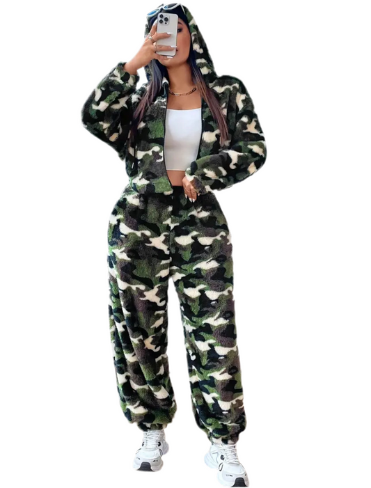 Women’s Blaze Camo Hooded Set