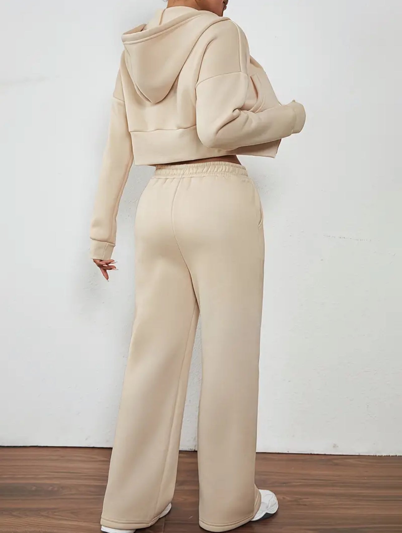 Women’s TYN Holo Beige Lux Set