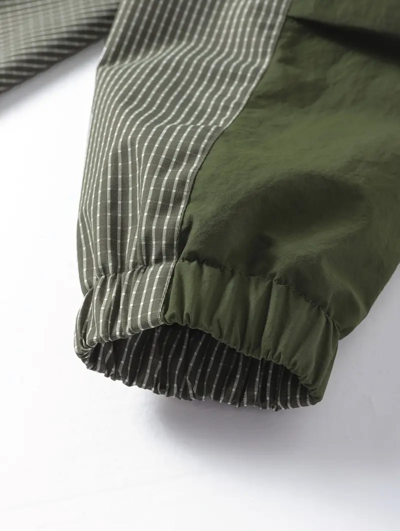 TYN Men’s Striped Surge Hooded Windbreaker